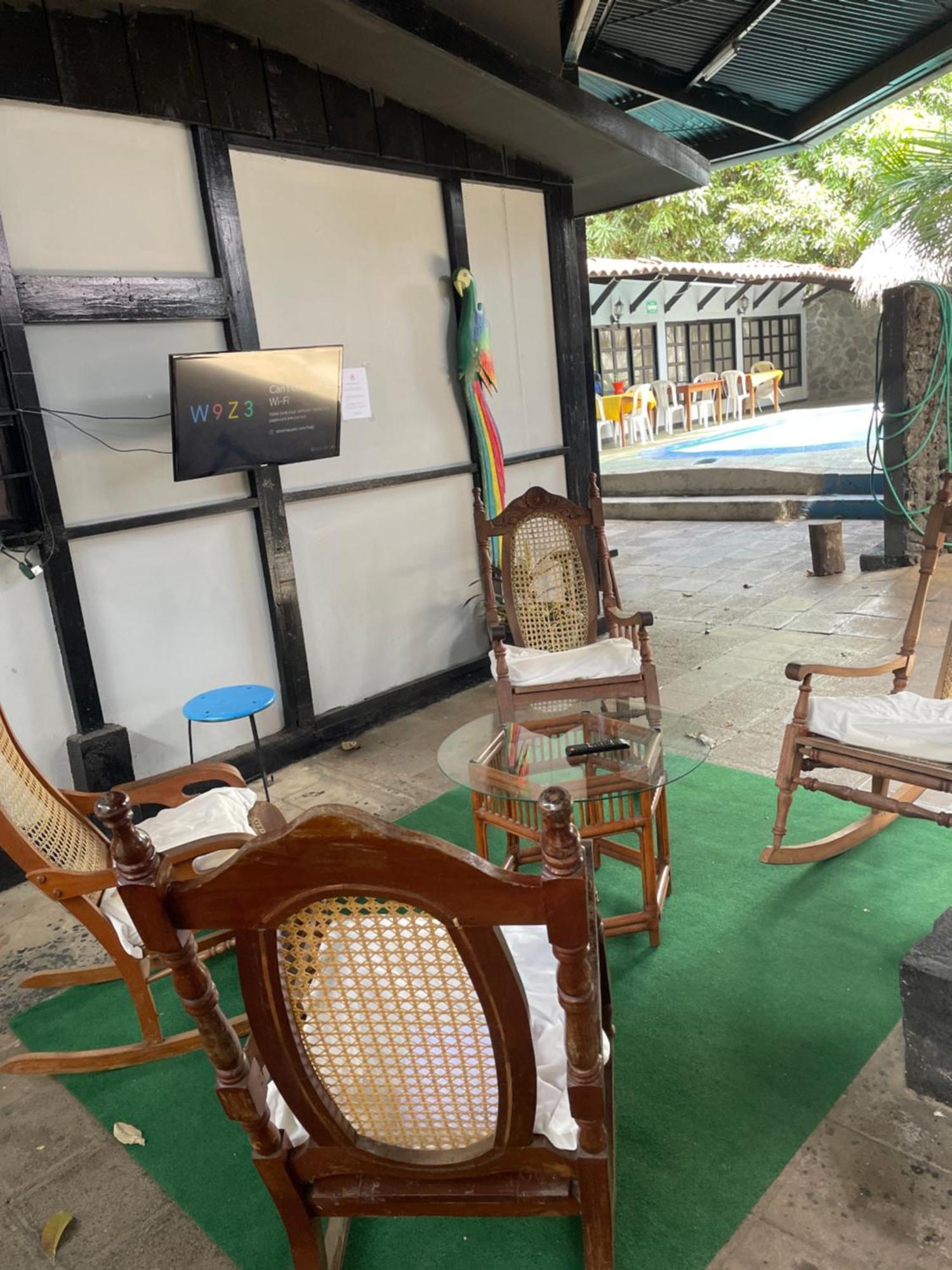 Managua Hotel Oasis エクステリア 写真